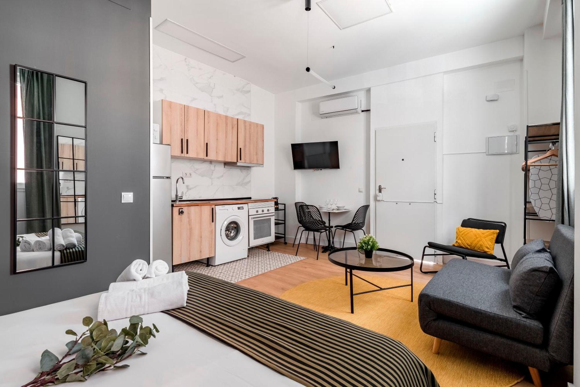 Apartmán Charming Lucero Madrid Exteriér fotografie